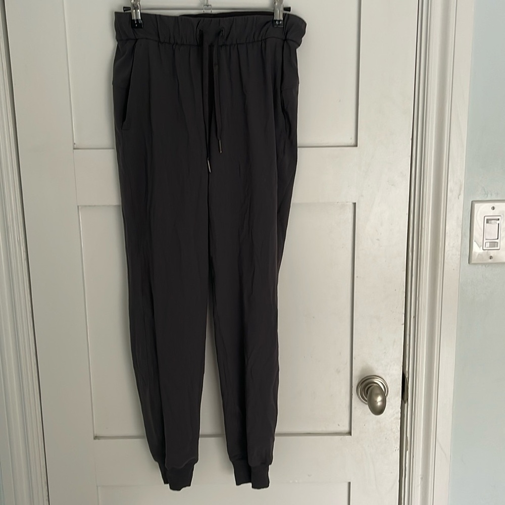 Lululemon Jogers Graphite Grey